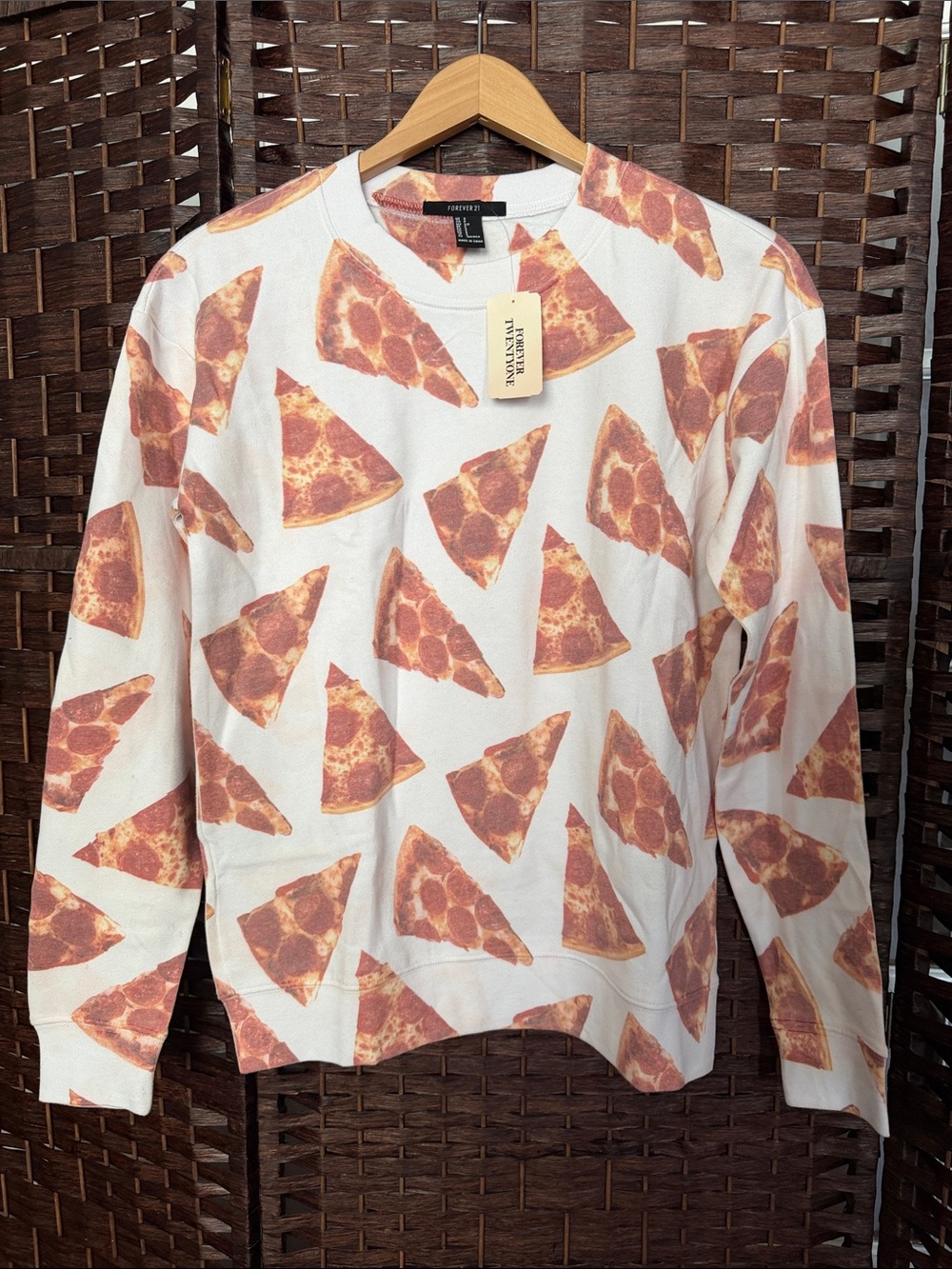 Forever 21 pepperoni pizza sweatshirt cream tan red NWT LOGO TOP Fun Silly